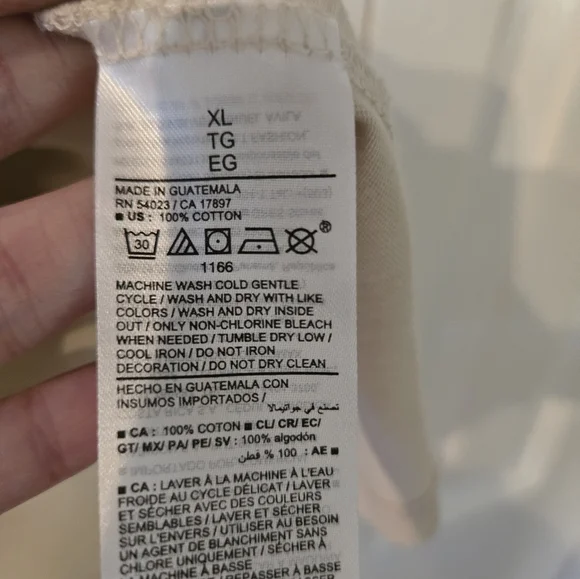 NWT Old Navy Beige Graphic T-Shirt with Desert Scene Ladies XL - Picture 6 of 6